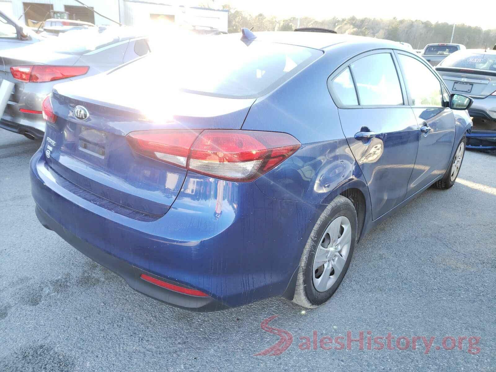 3KPFK4A7XJE259949 2018 KIA FORTE