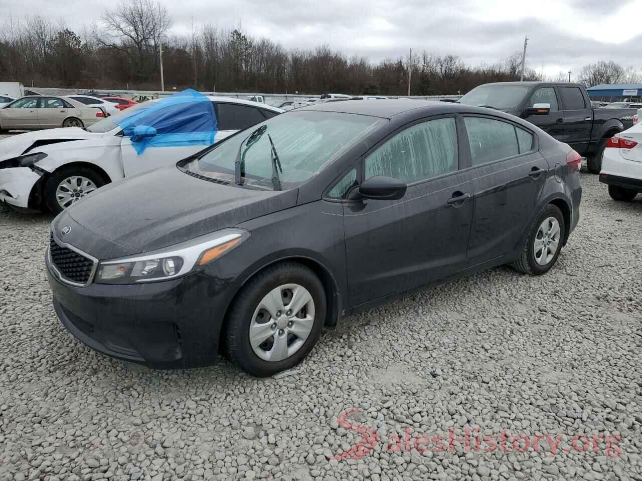 3KPFK4A73JE241115 2018 KIA FORTE