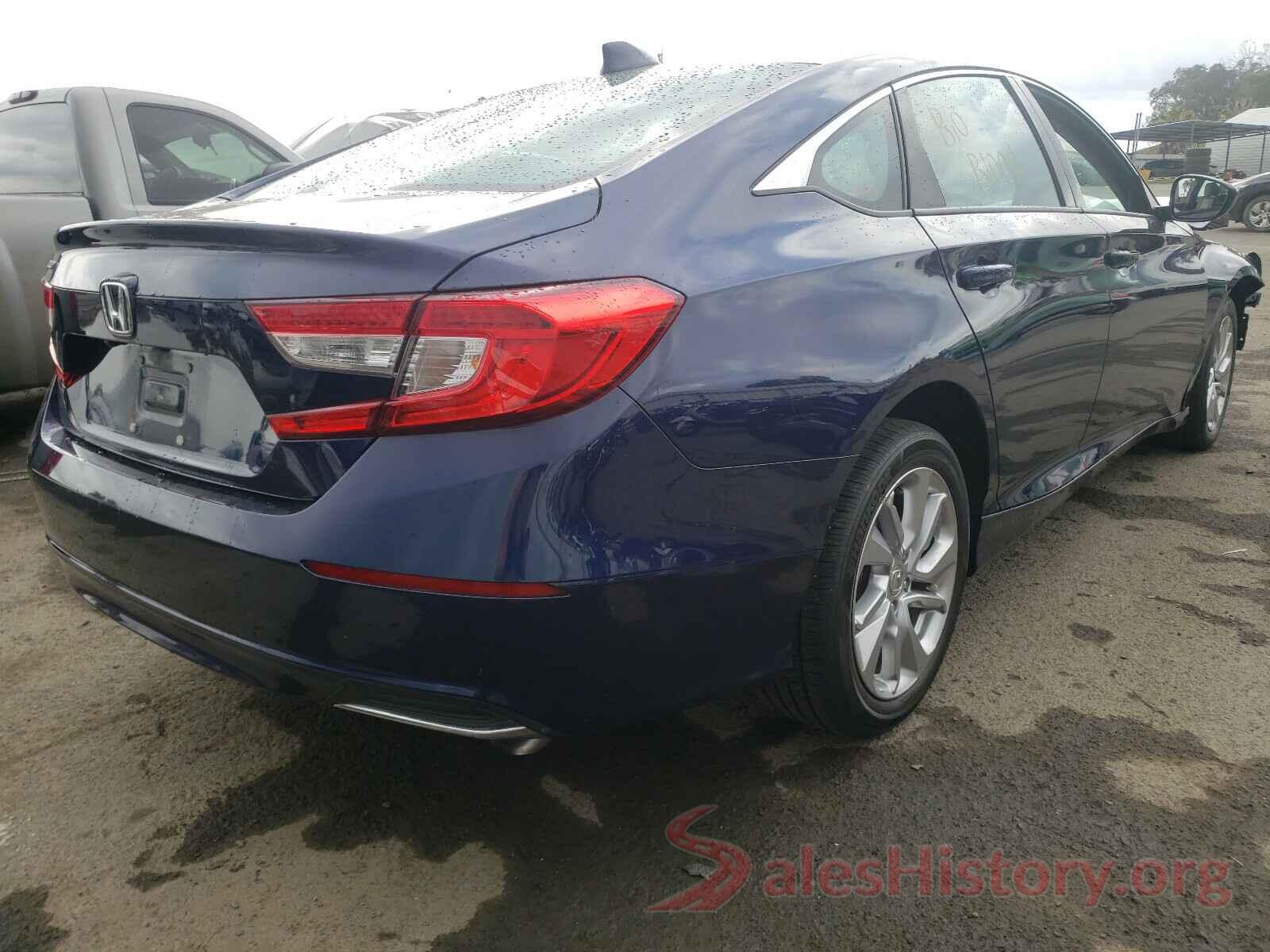 1HGCV1F13JA101390 2018 HONDA ACCORD