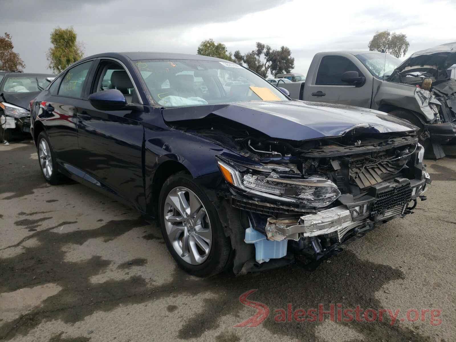 1HGCV1F13JA101390 2018 HONDA ACCORD