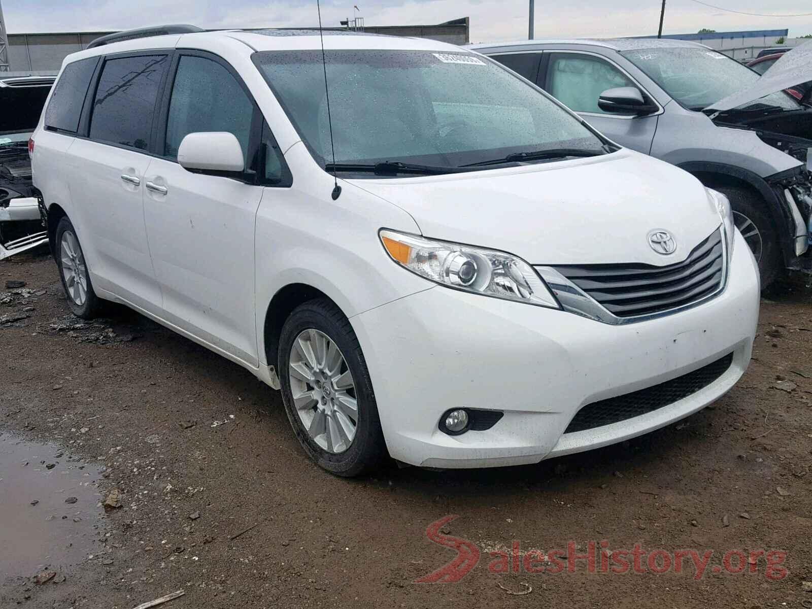 5TDDK3DC9DS056927 2013 TOYOTA SIENNA XLE