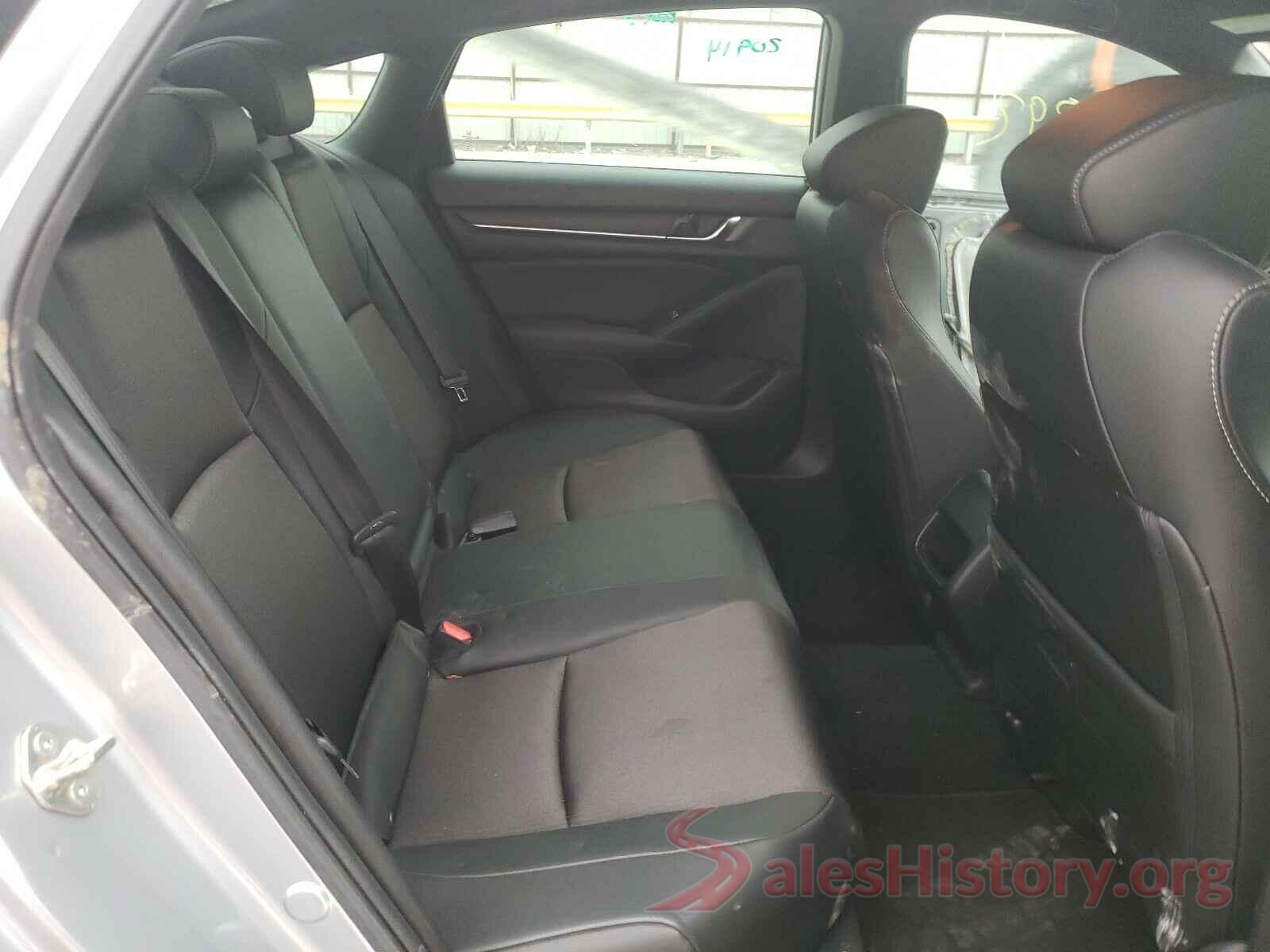 1HGCV1F32KA100993 2019 HONDA ACCORD