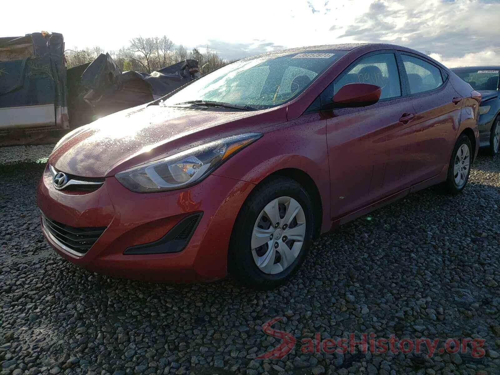 5NPDH4AE4GH754916 2016 HYUNDAI ELANTRA