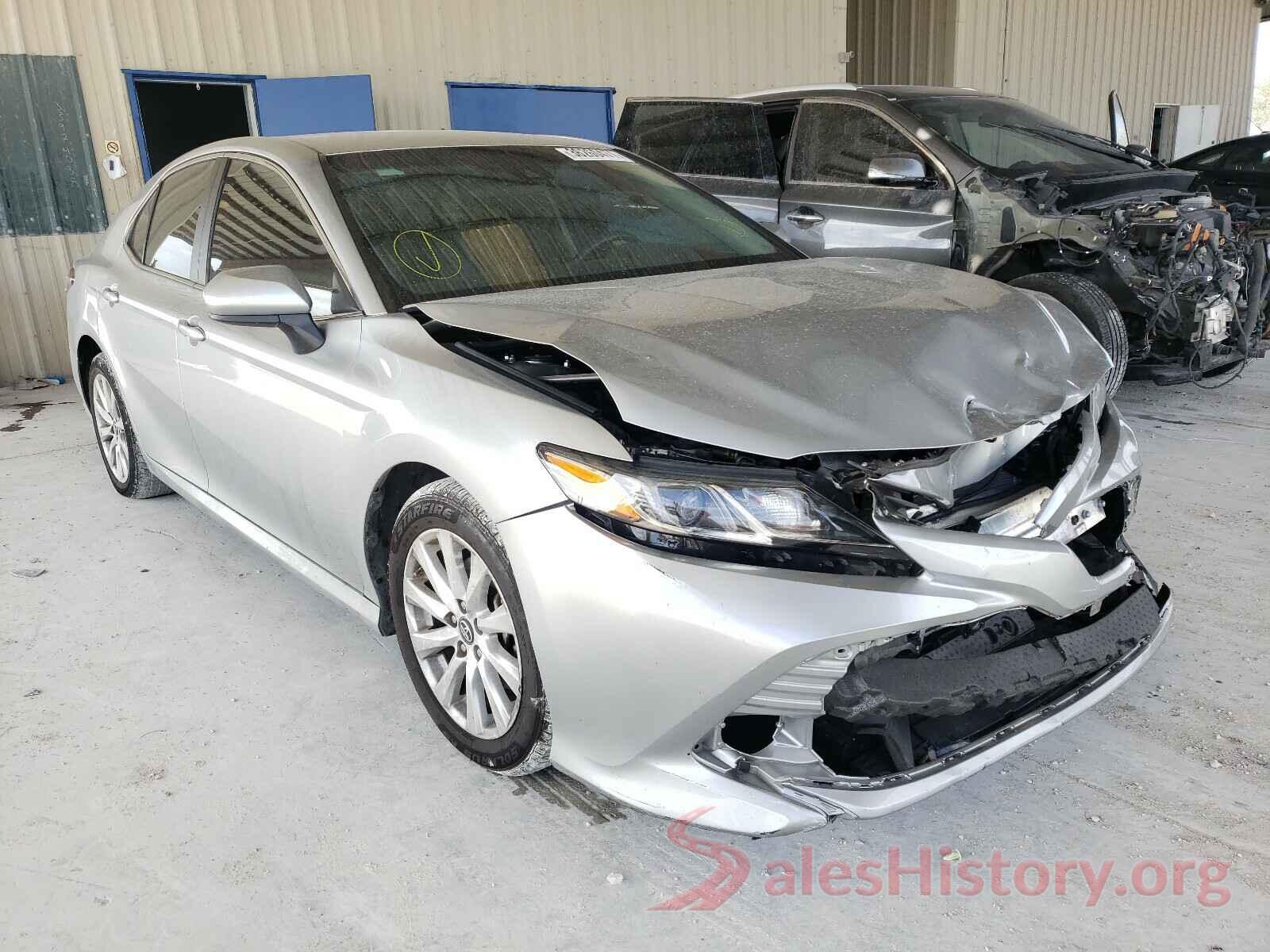 4T1B11HK1JU656148 2018 TOYOTA CAMRY