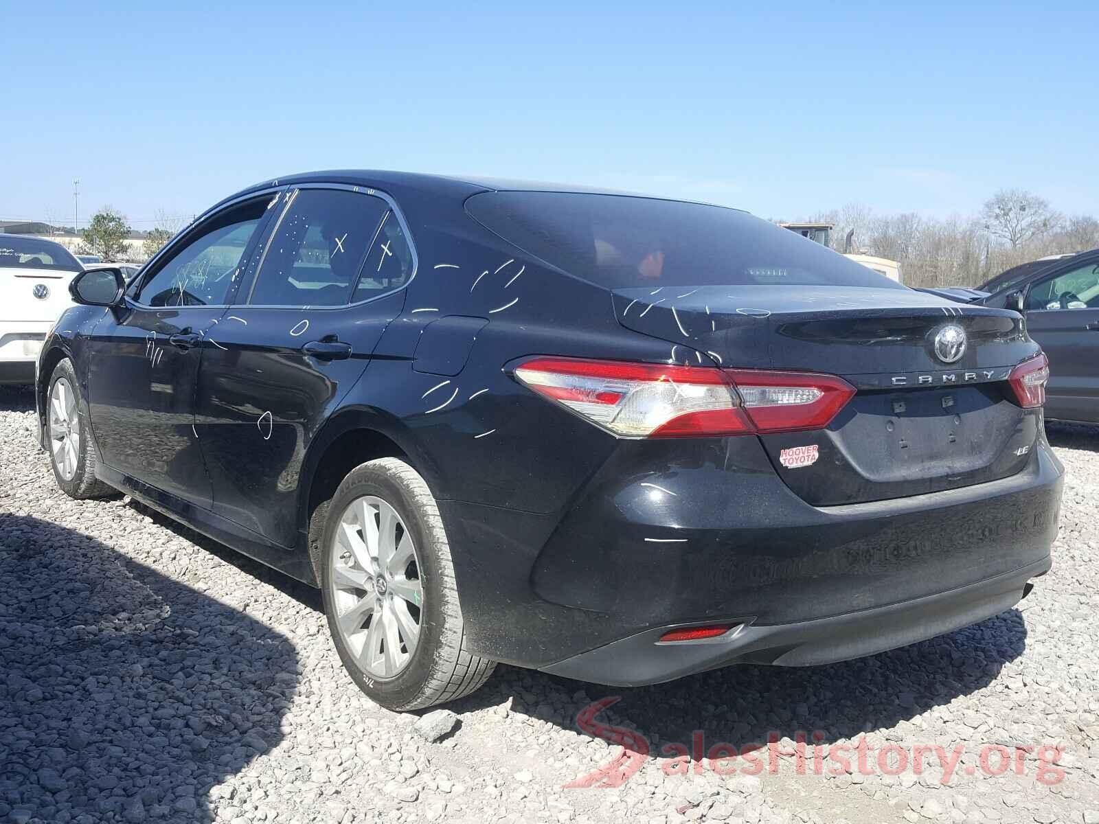 4T1B11HK9JU568240 2018 TOYOTA CAMRY