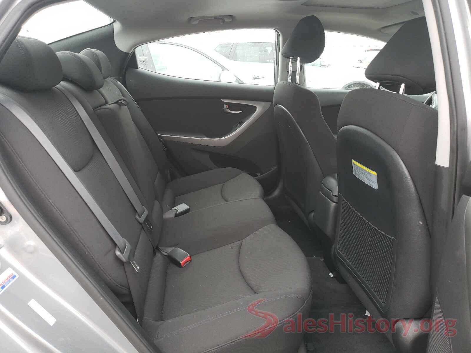 KMHDH4AE9GU557077 2016 HYUNDAI ELANTRA