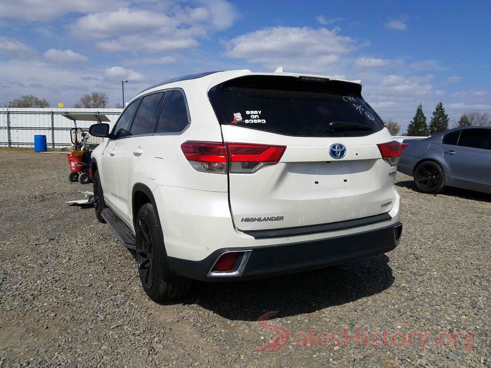 5TDDGRFH0KS069463 2019 TOYOTA HIGHLANDER