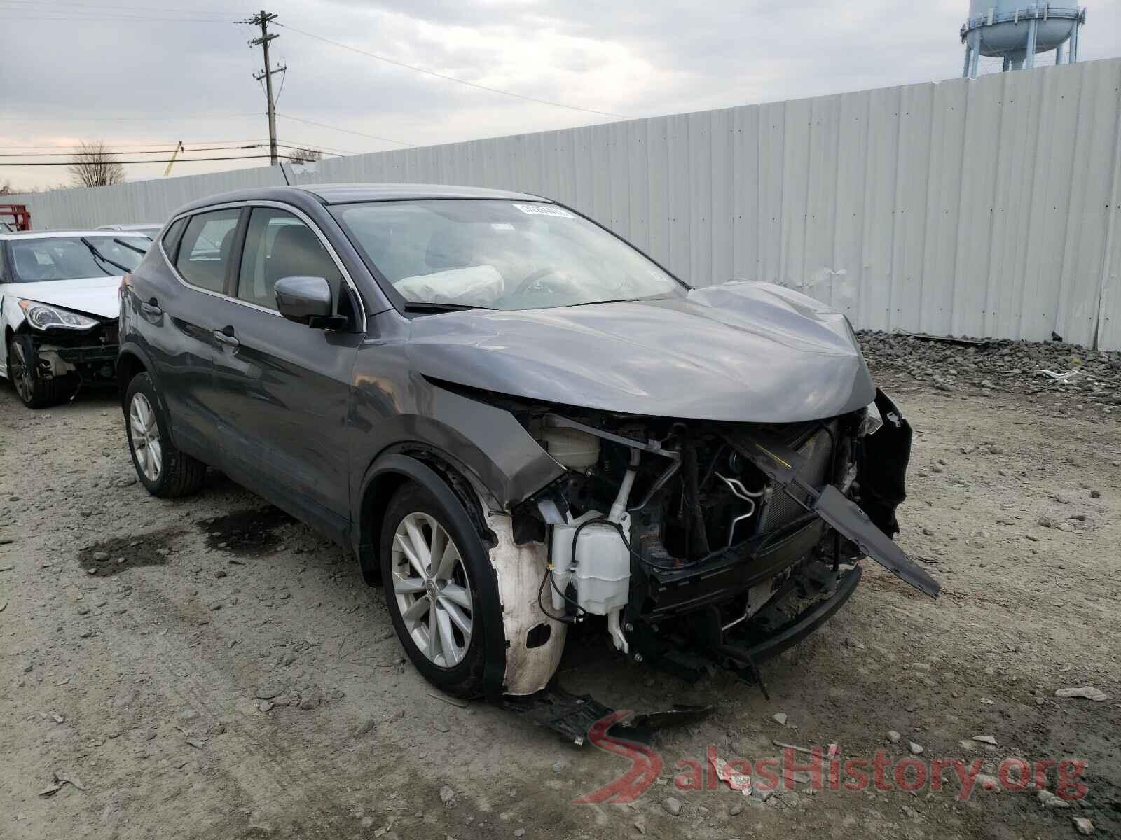 JN1BJ1CR3HW112096 2017 NISSAN ROGUE