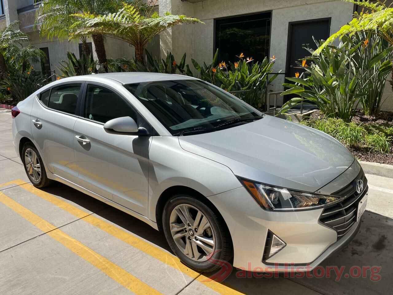 5NPD84LF1KH480086 2019 HYUNDAI ELANTRA