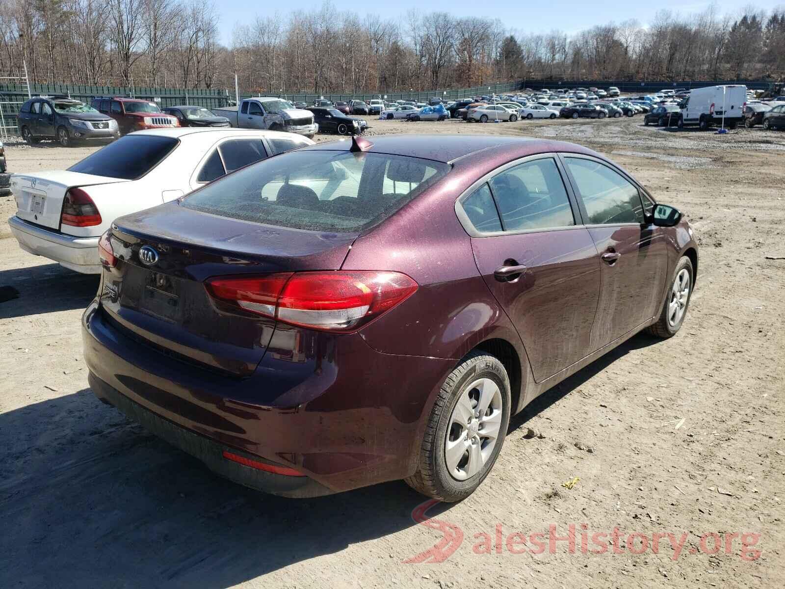 3KPFK4A7XJE250877 2018 KIA FORTE