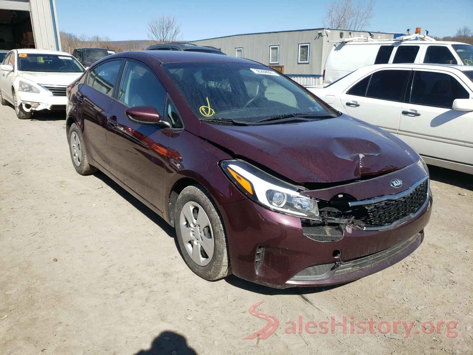 3KPFK4A7XJE250877 2018 KIA FORTE