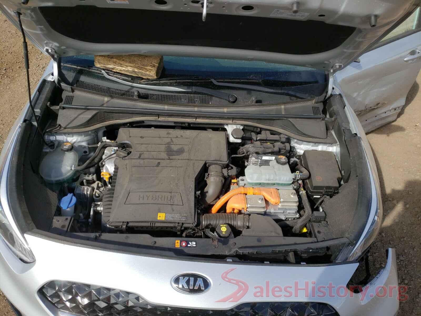 KNDCB3LC6L5372061 2020 KIA NIRO