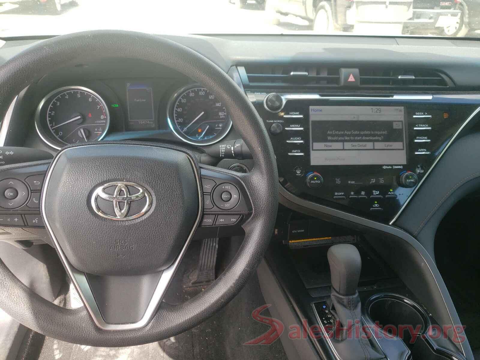 4T1B11HK7JU561156 2018 TOYOTA CAMRY