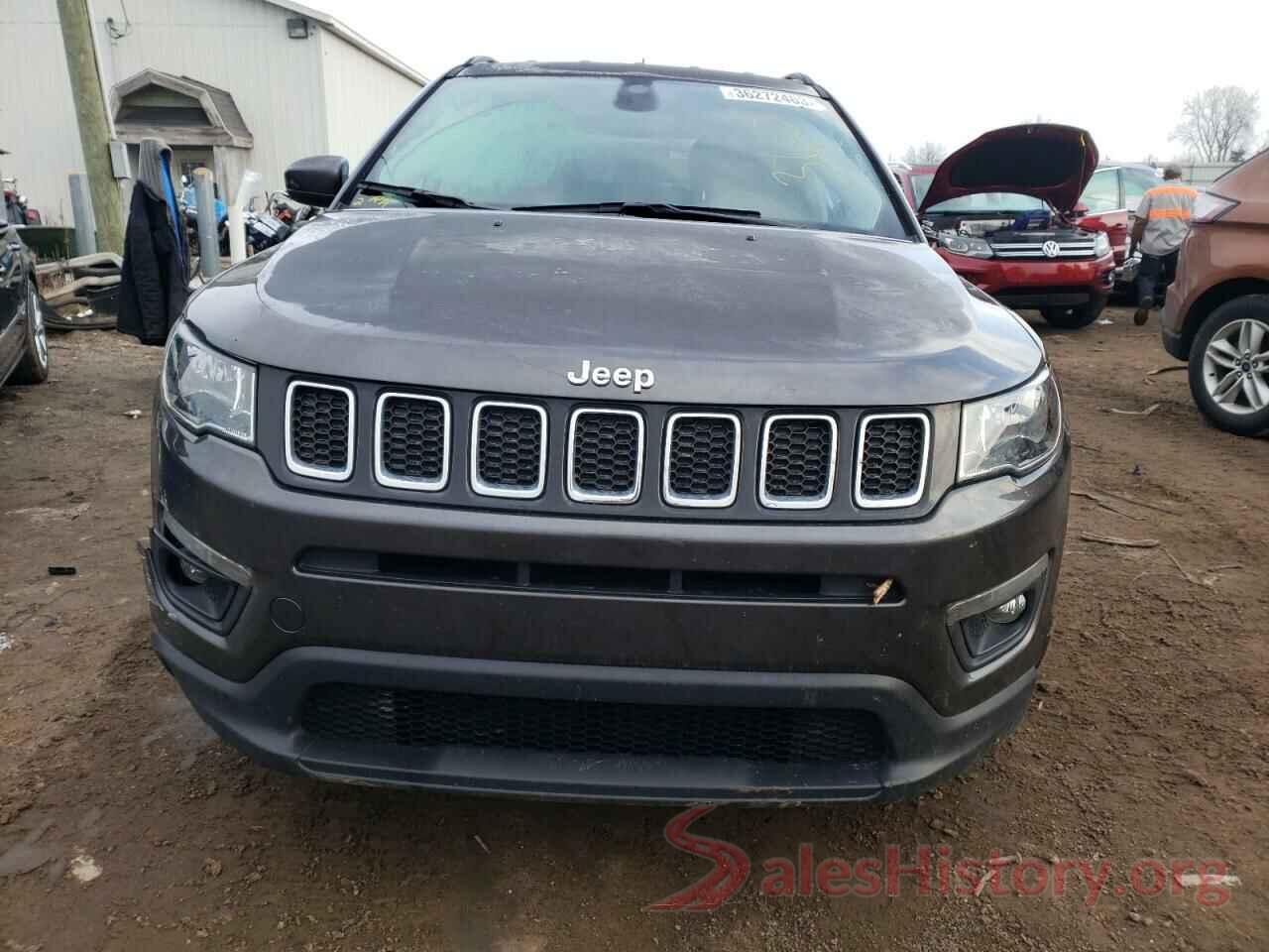 3C4NJDBB5KT678600 2019 JEEP COMPASS