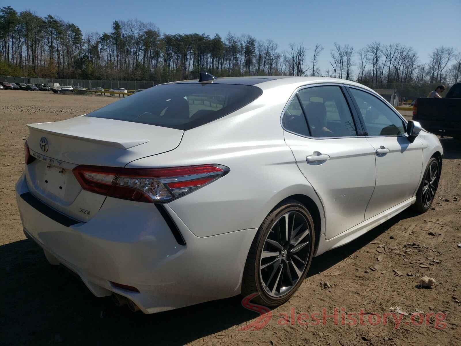 4T1B61HK8KU813631 2019 TOYOTA CAMRY