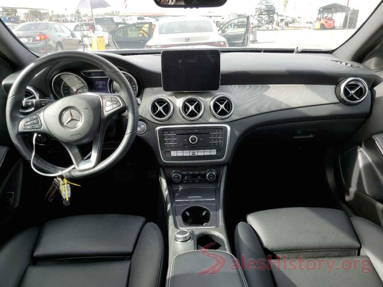 WDCTG4EB7KU011027 2019 MERCEDES-BENZ GLA-CLASS