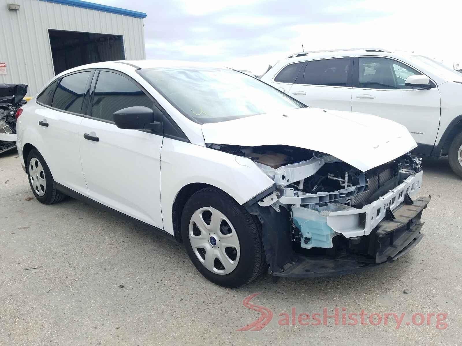 1FADP3E23JL325644 2018 FORD FOCUS