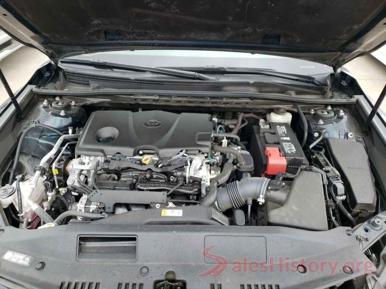 4T1B11HK4JU611267 2018 TOYOTA CAMRY