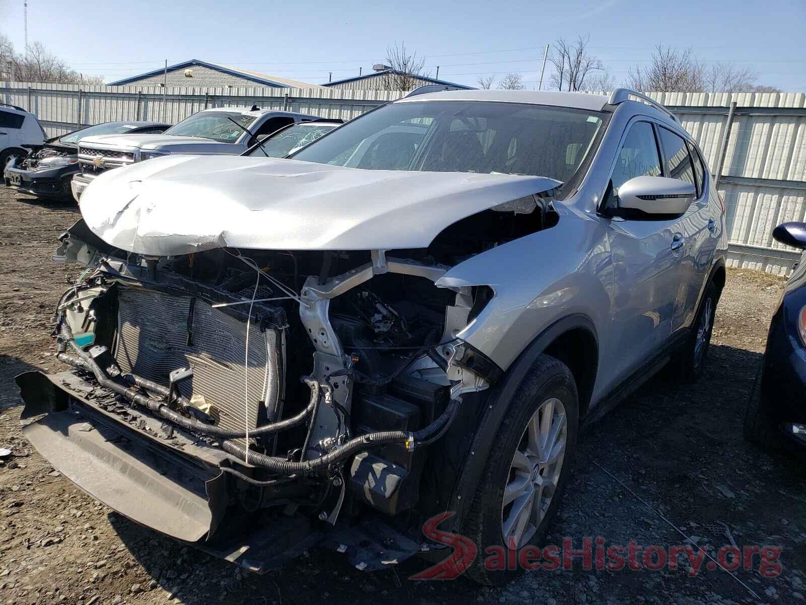 KNMAT2MV2JP613033 2018 NISSAN ROGUE