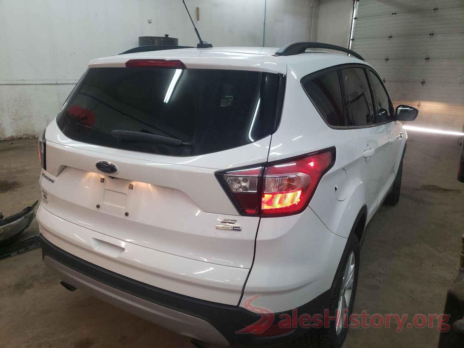 1FMCU9GD3JUB15986 2018 FORD ESCAPE