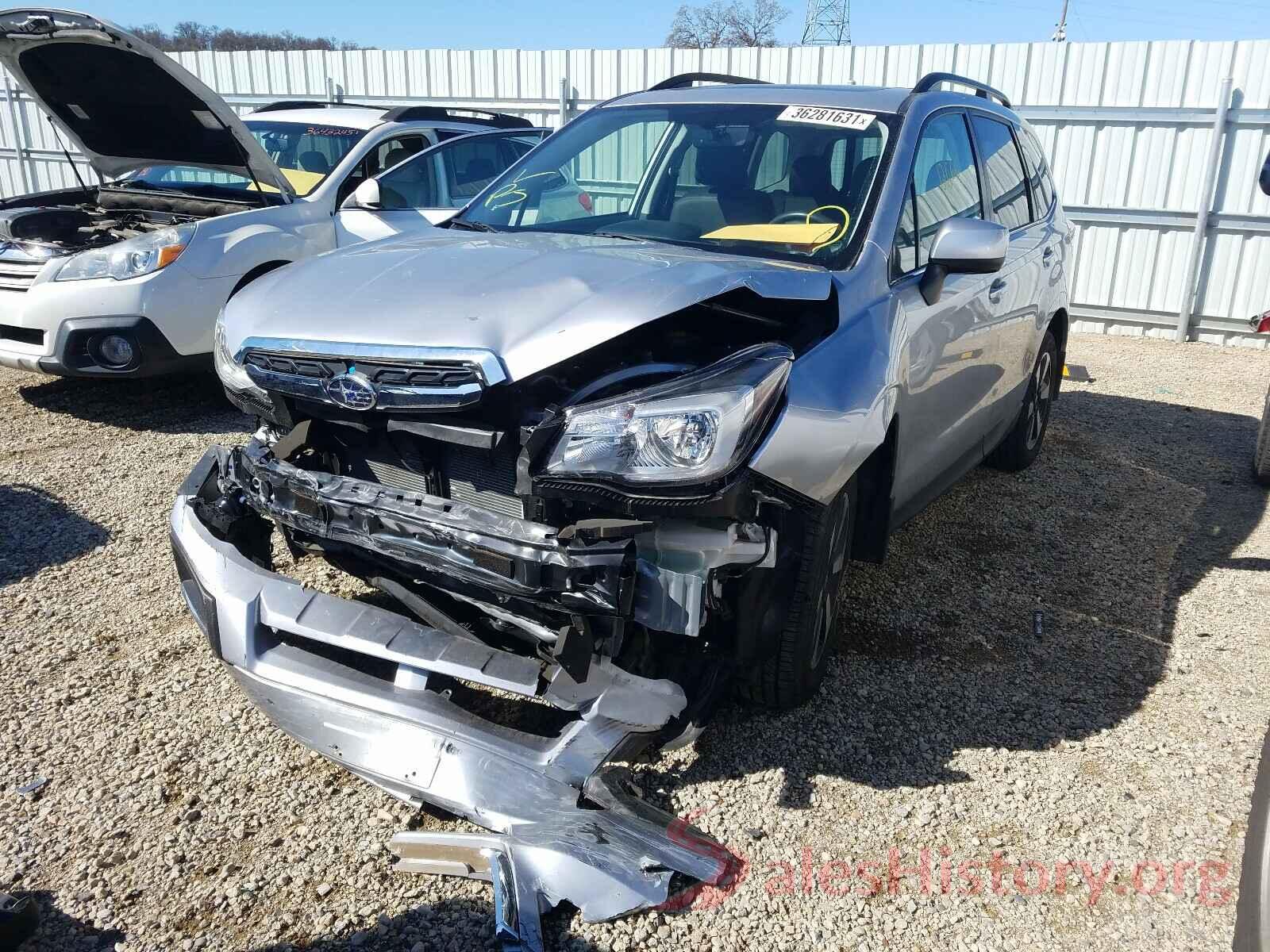 JF2SJAJC5JH603843 2018 SUBARU FORESTER