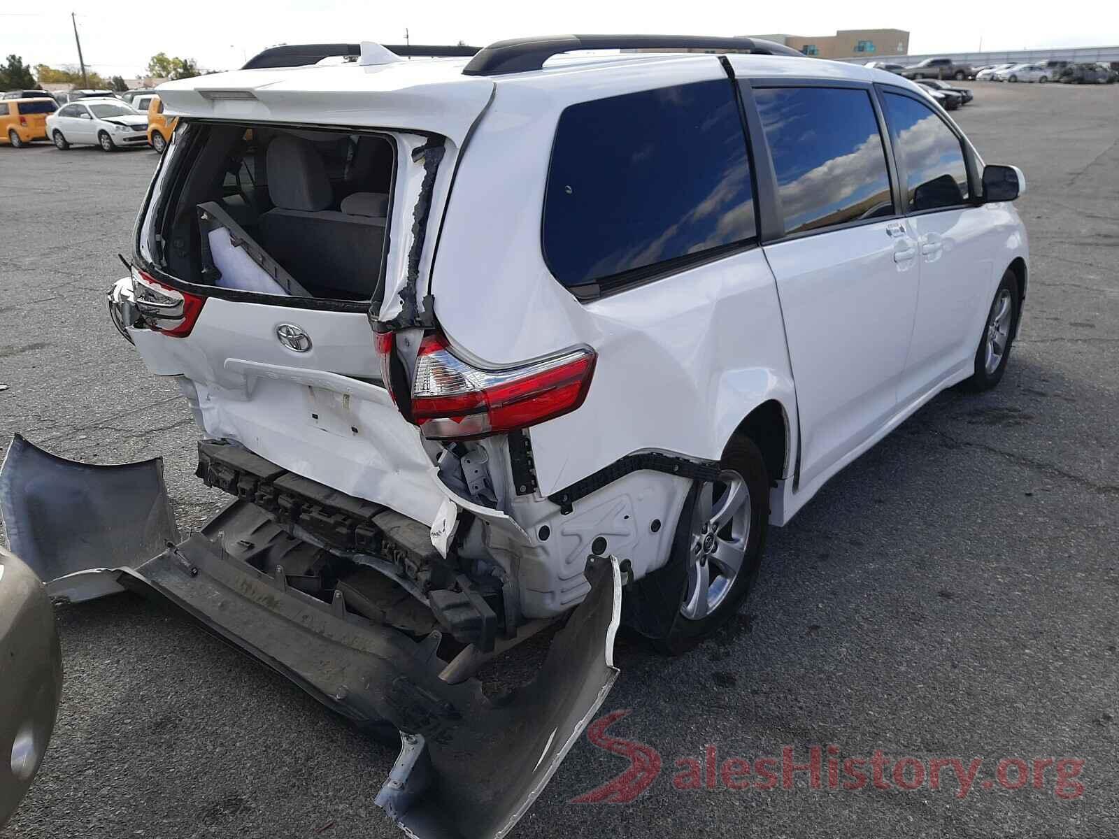 5TDKZ3DCXJS942625 2018 TOYOTA SIENNA