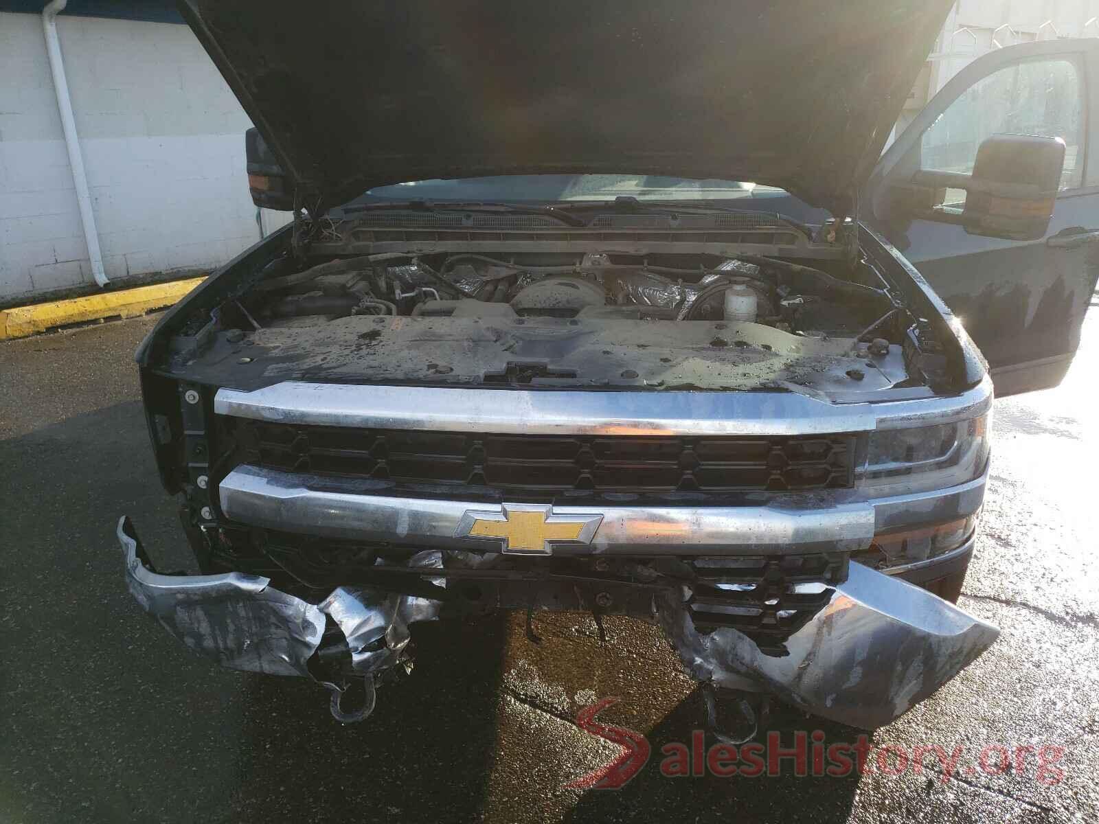 1GCVKRECXJZ104919 2018 CHEVROLET SILVERADO