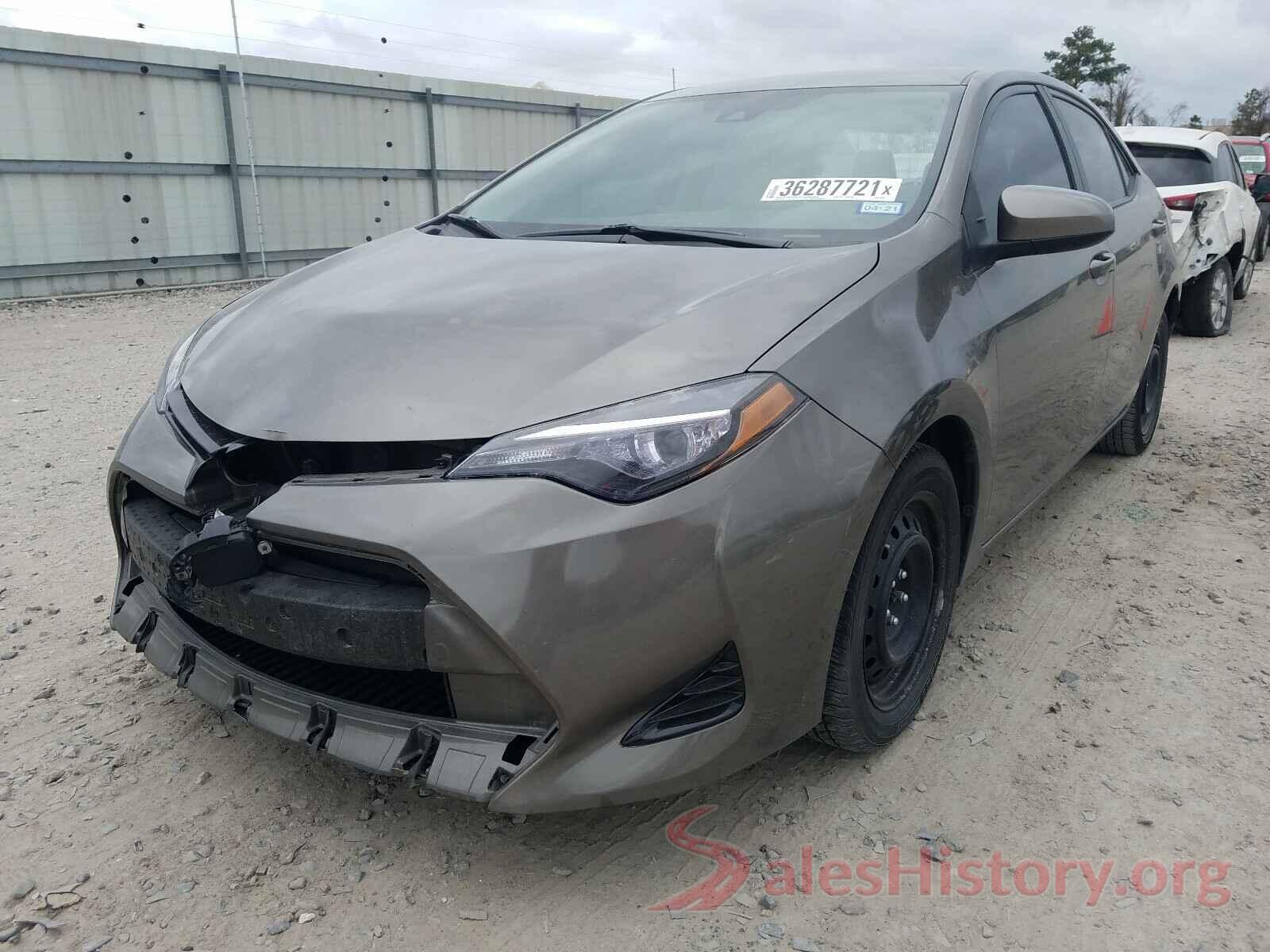 2T1BURHE4JC105262 2018 TOYOTA COROLLA