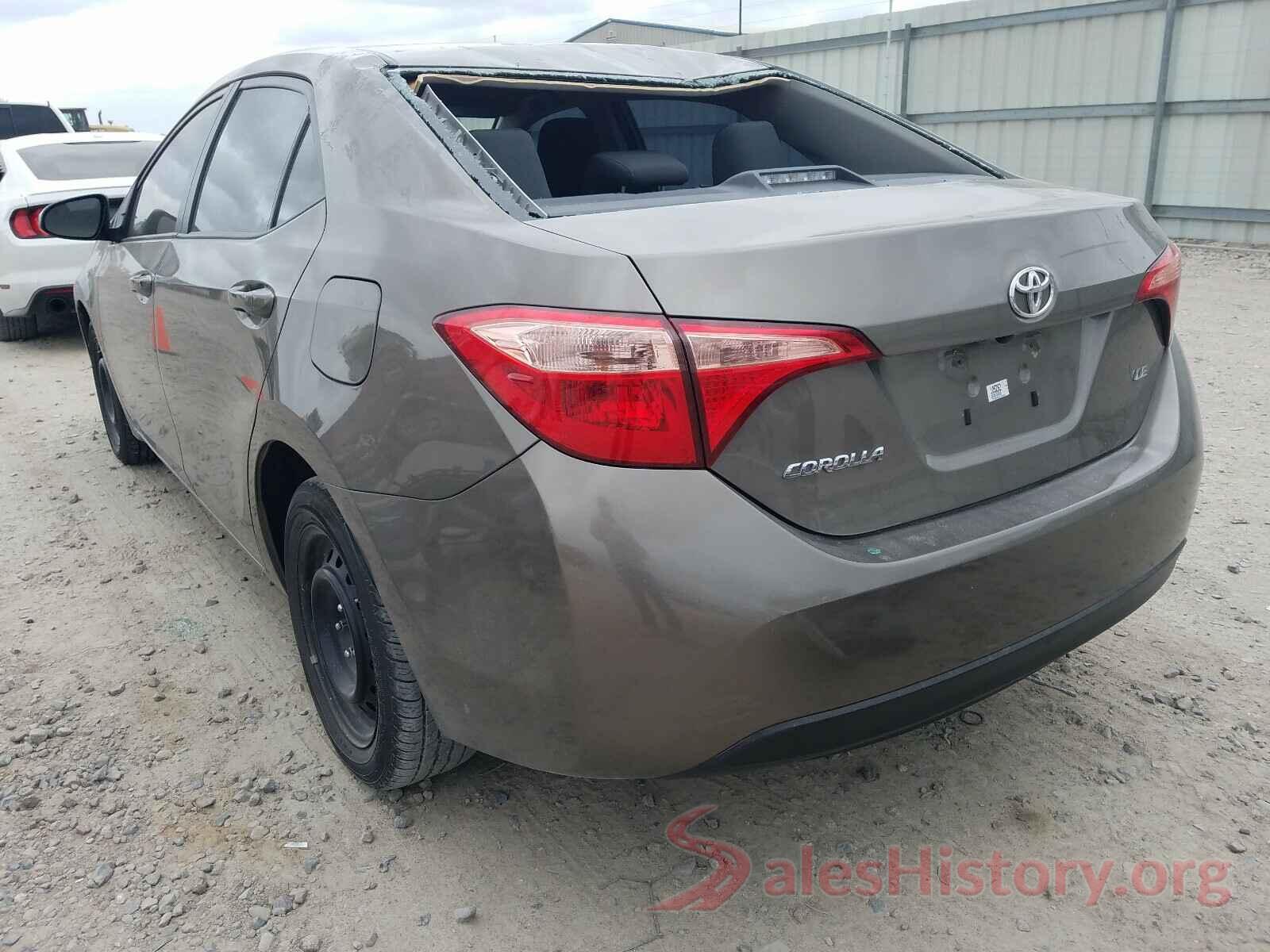 2T1BURHE4JC105262 2018 TOYOTA COROLLA