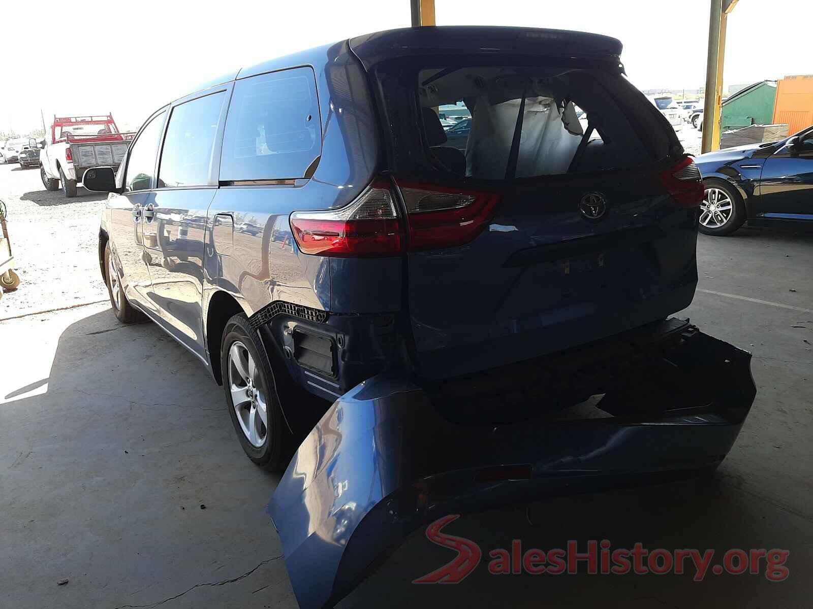 5TDZZ3DC7HS877208 2017 TOYOTA SIENNA