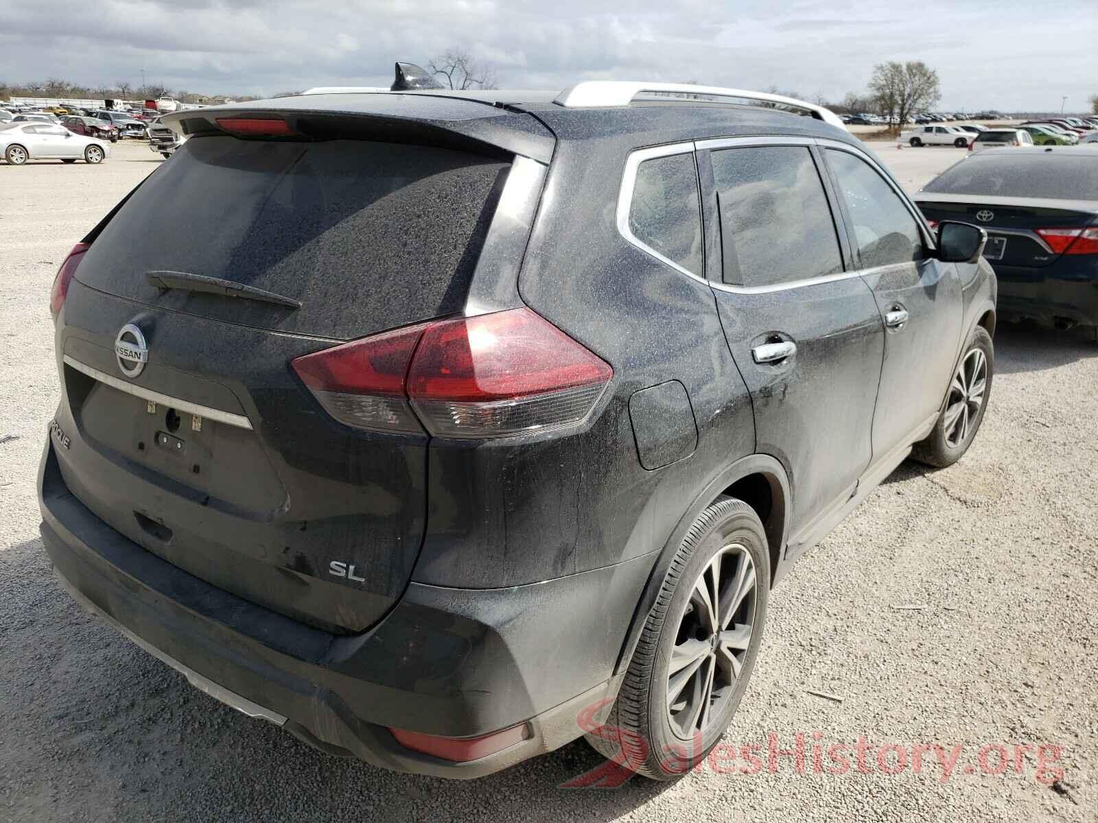 5N1AT2MT1JC797463 2018 NISSAN ROGUE