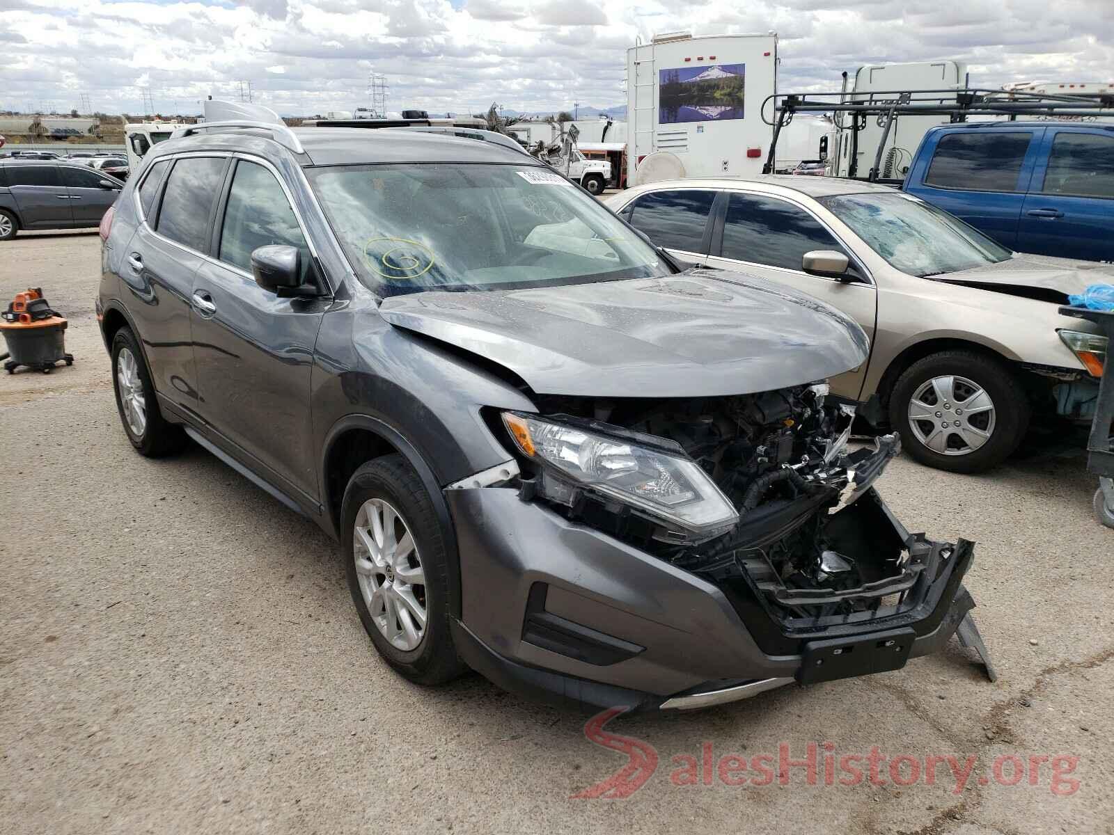 5N1AT2MT5JC823210 2018 NISSAN ROGUE