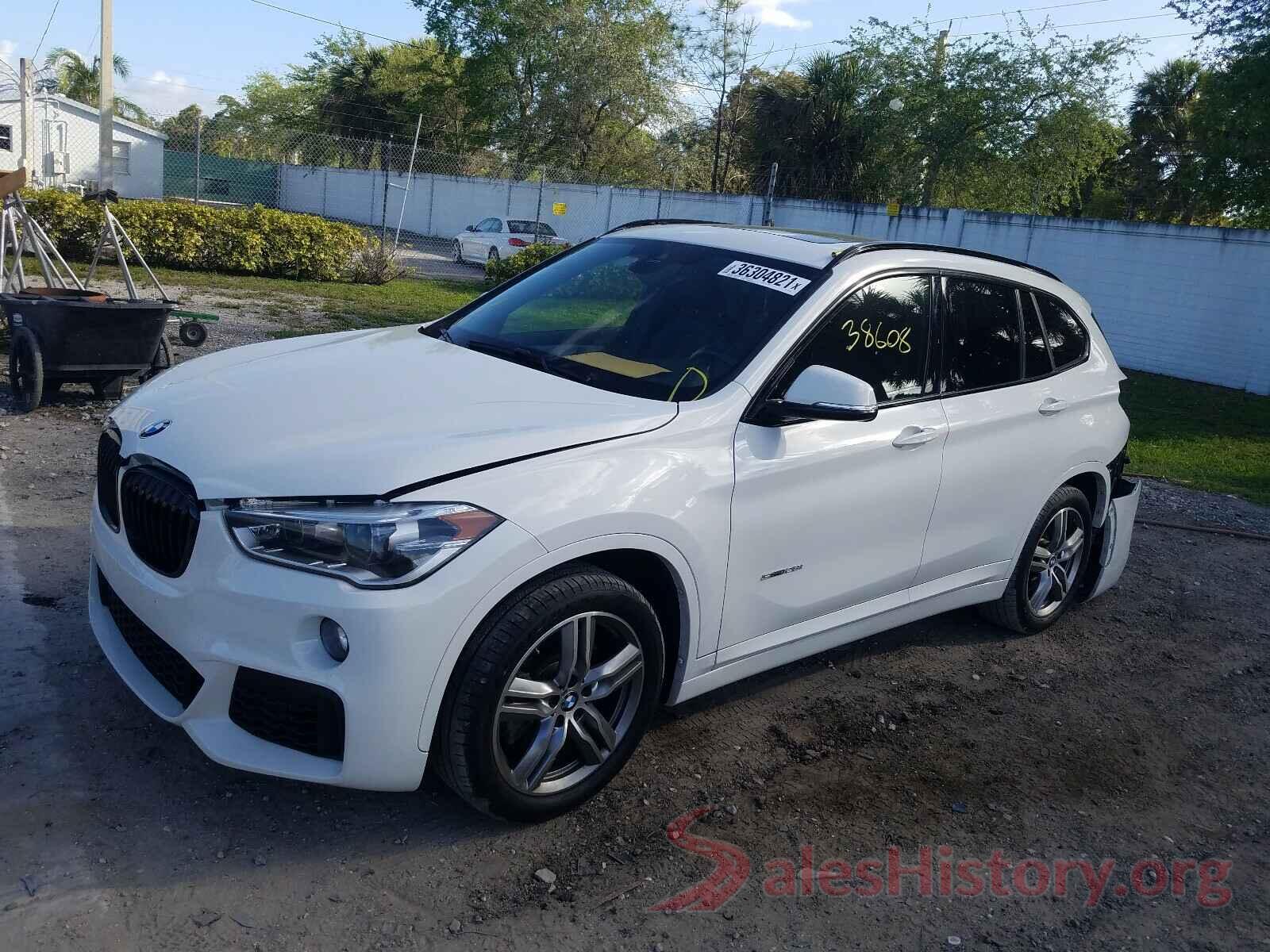 WBXHU7C35J5H39512 2018 BMW X1