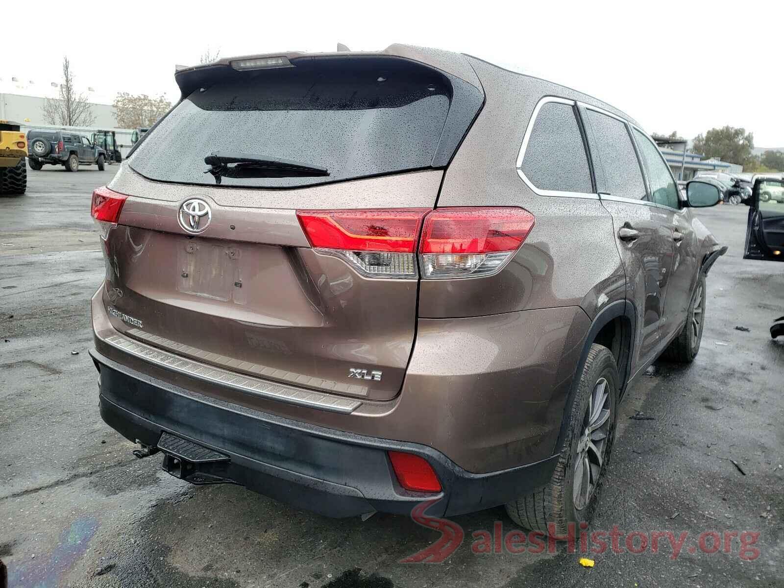 5TDKZRFH3JS263016 2018 TOYOTA HIGHLANDER