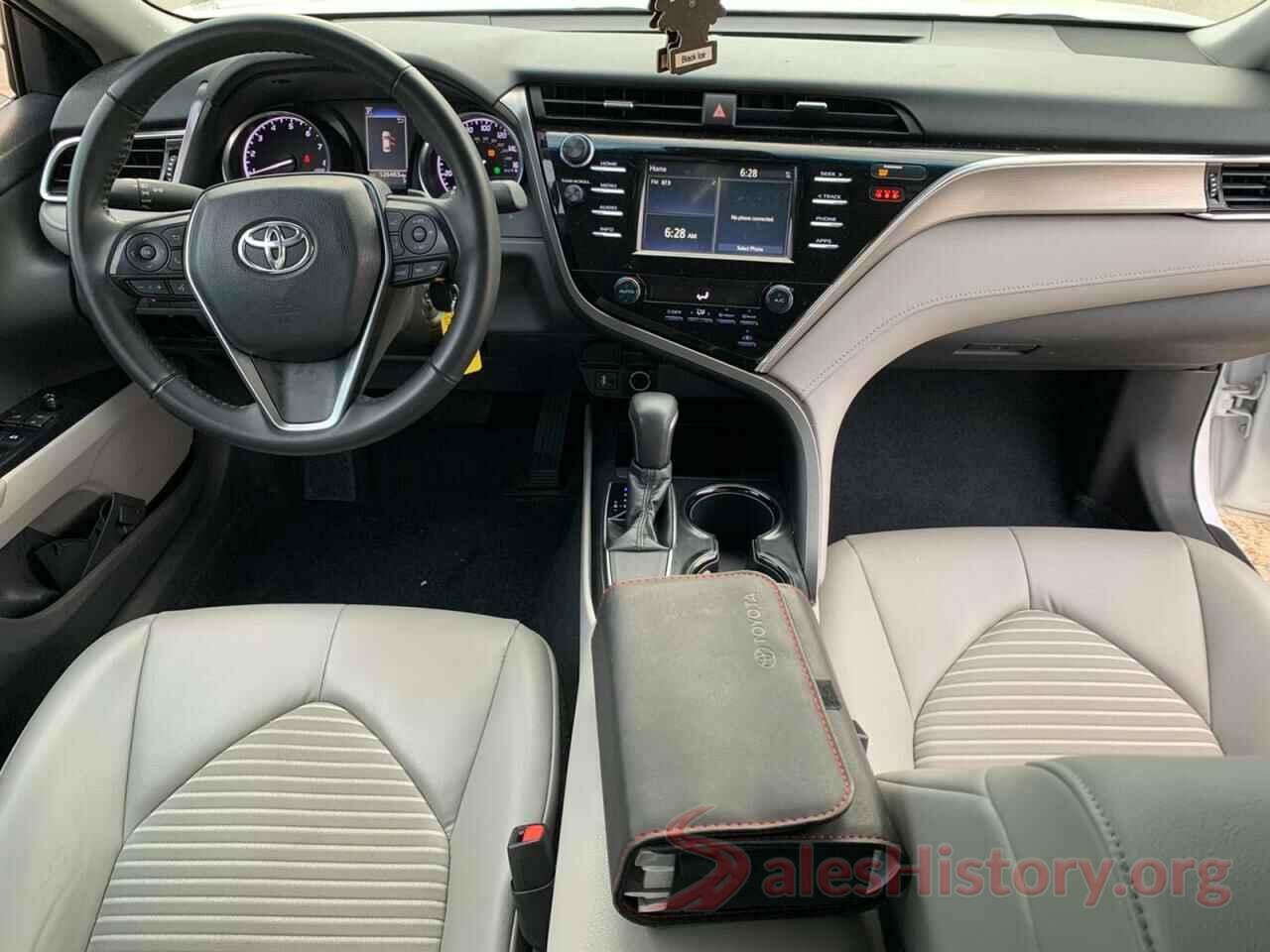 4T1B11HK3JU519034 2018 TOYOTA CAMRY