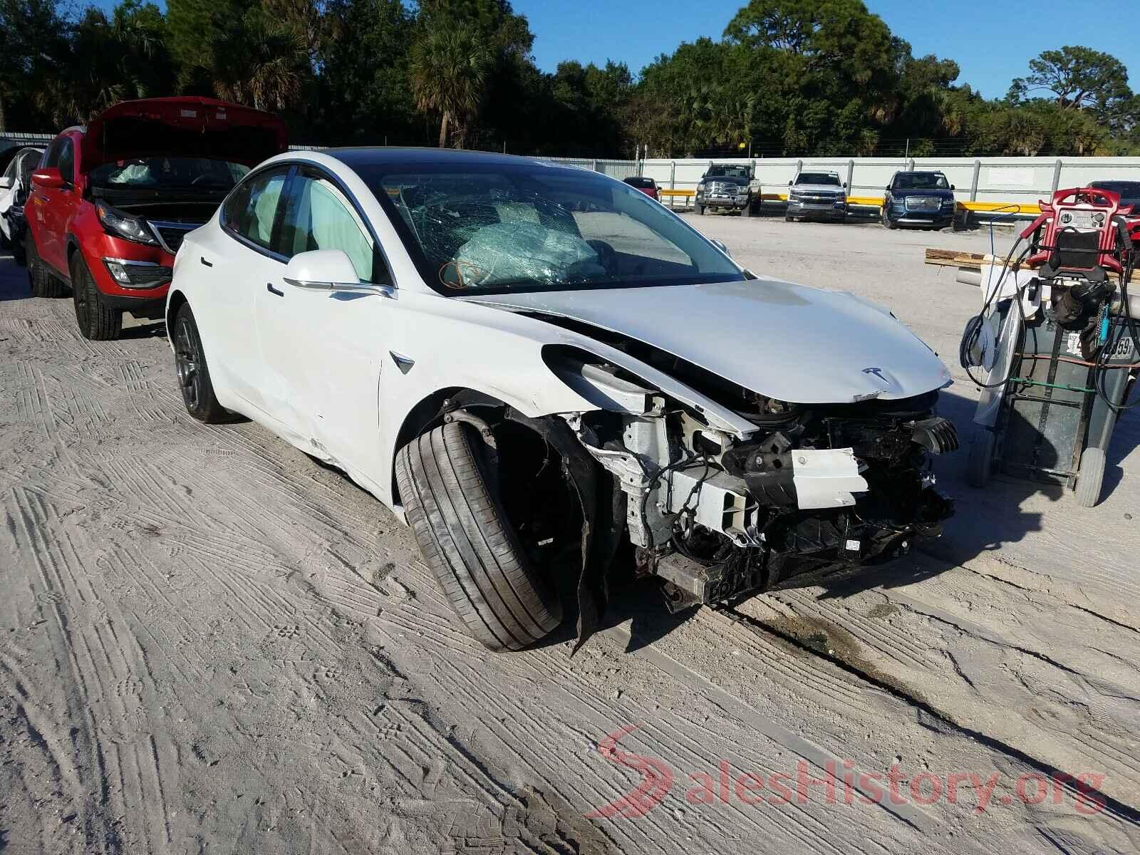 5YJ3E1EB0KF150483 2019 TESLA MODEL 3