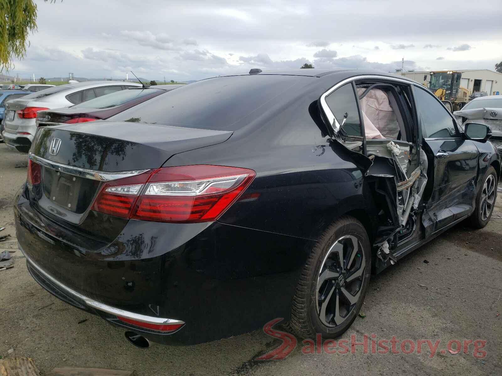 1HGCR2F81HA161301 2017 HONDA ACCORD