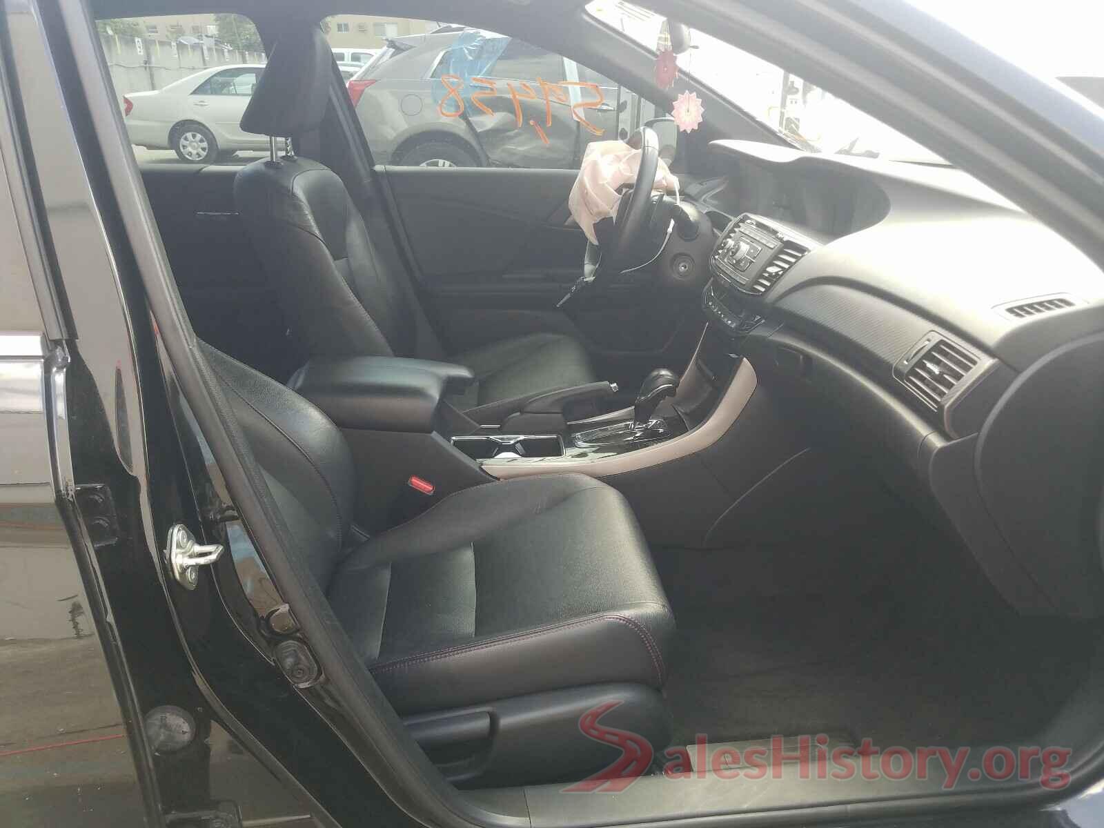 1HGCR2F19HA166796 2017 HONDA ACCORD