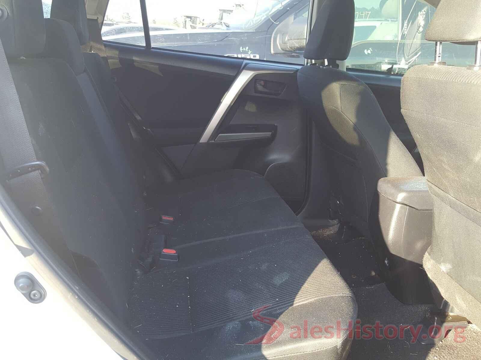 JTMZFREV7JJ158989 2018 TOYOTA RAV4