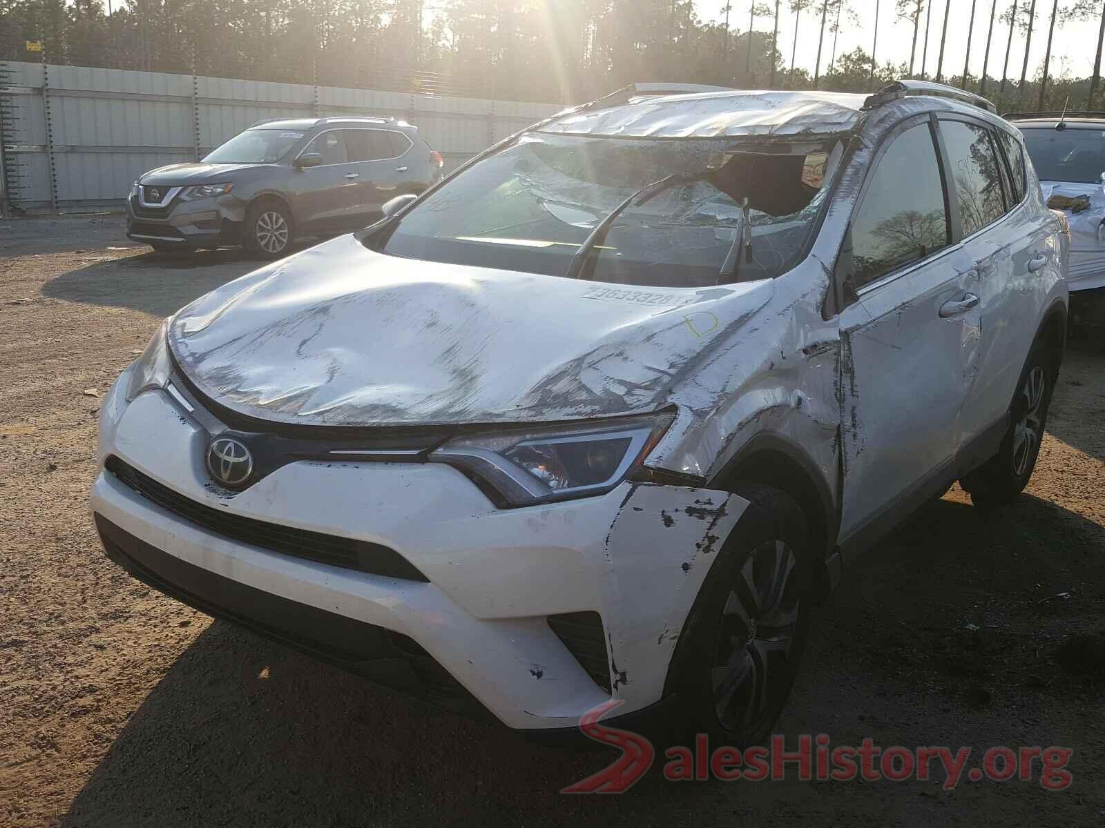 JTMZFREV7JJ158989 2018 TOYOTA RAV4