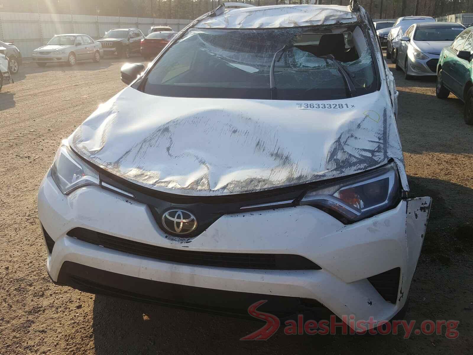 JTMZFREV7JJ158989 2018 TOYOTA RAV4