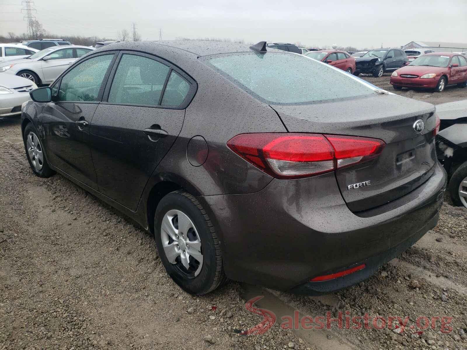 3KPFK4A7XHE040404 2017 KIA FORTE