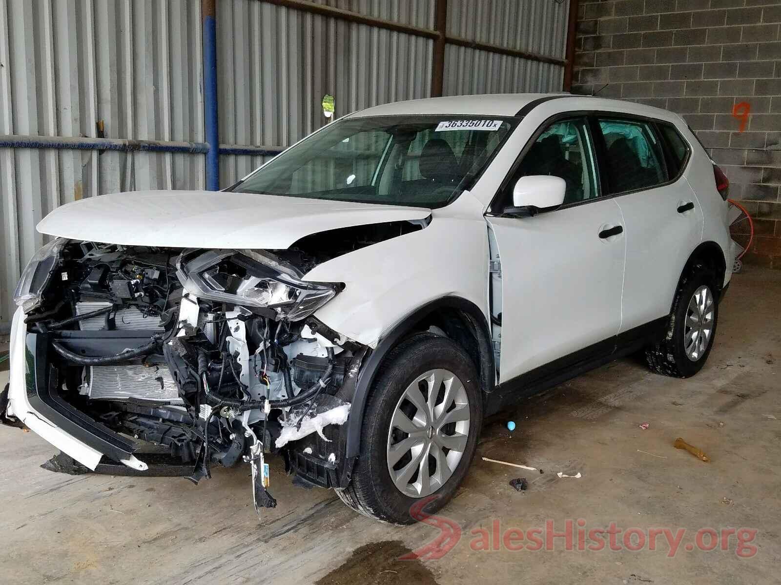 KNMAT2MT0JP609562 2018 NISSAN ROGUE