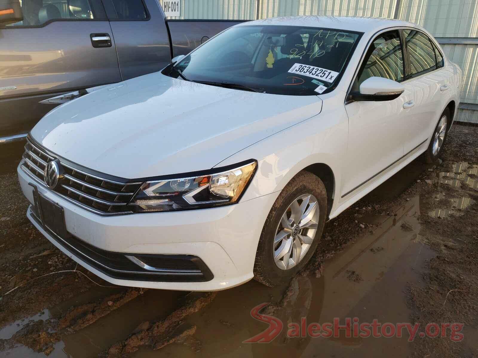 1VWAT7A38HC069040 2017 VOLKSWAGEN PASSAT