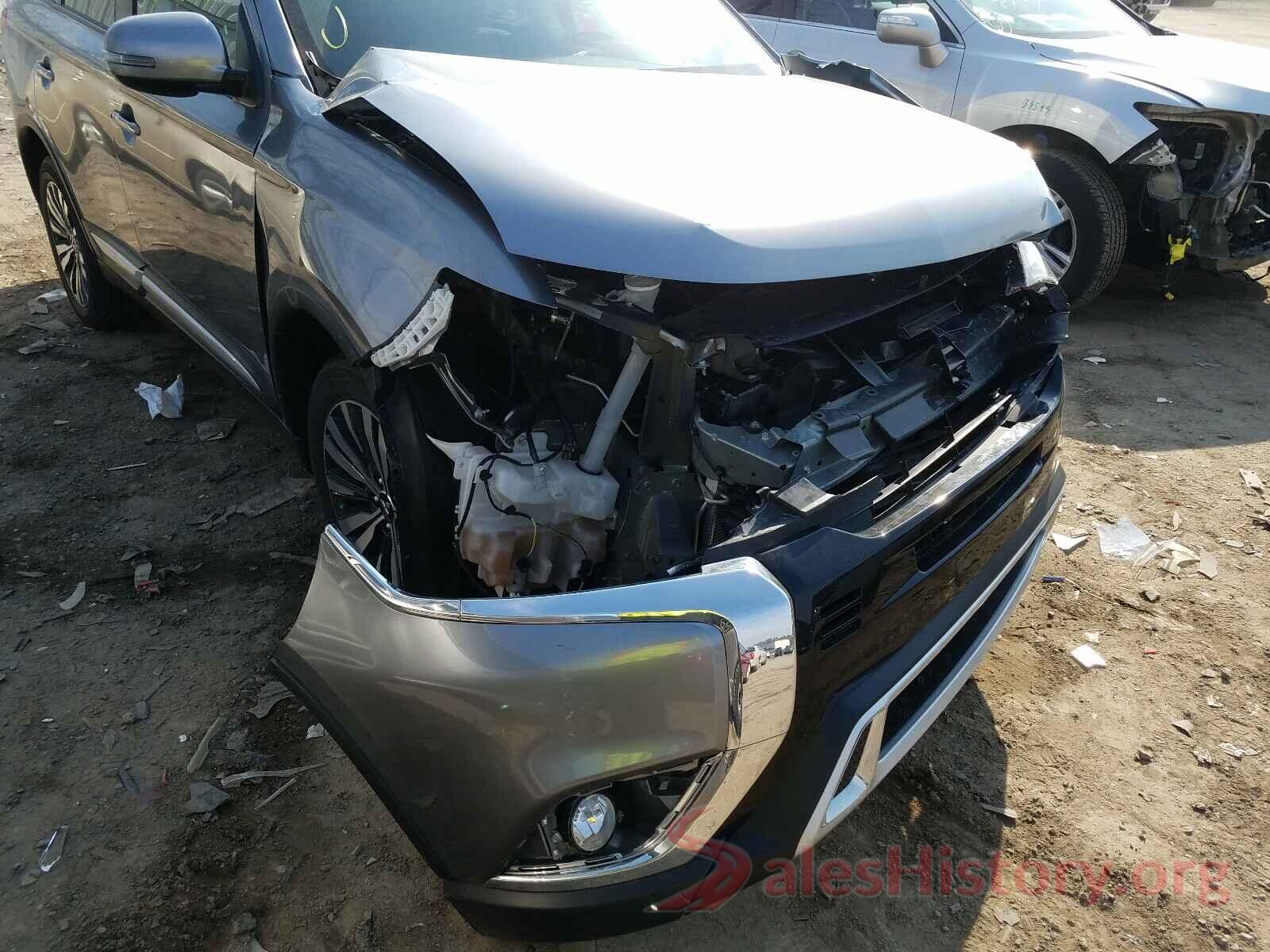 JA4AZ3A32LZ015260 2020 MITSUBISHI OUTLANDER