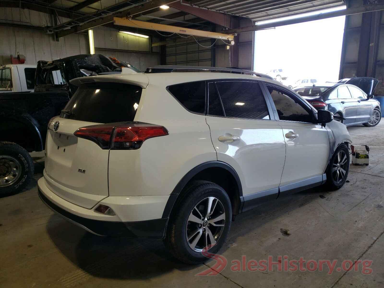 JTMWFREV2JD128817 2018 TOYOTA RAV4