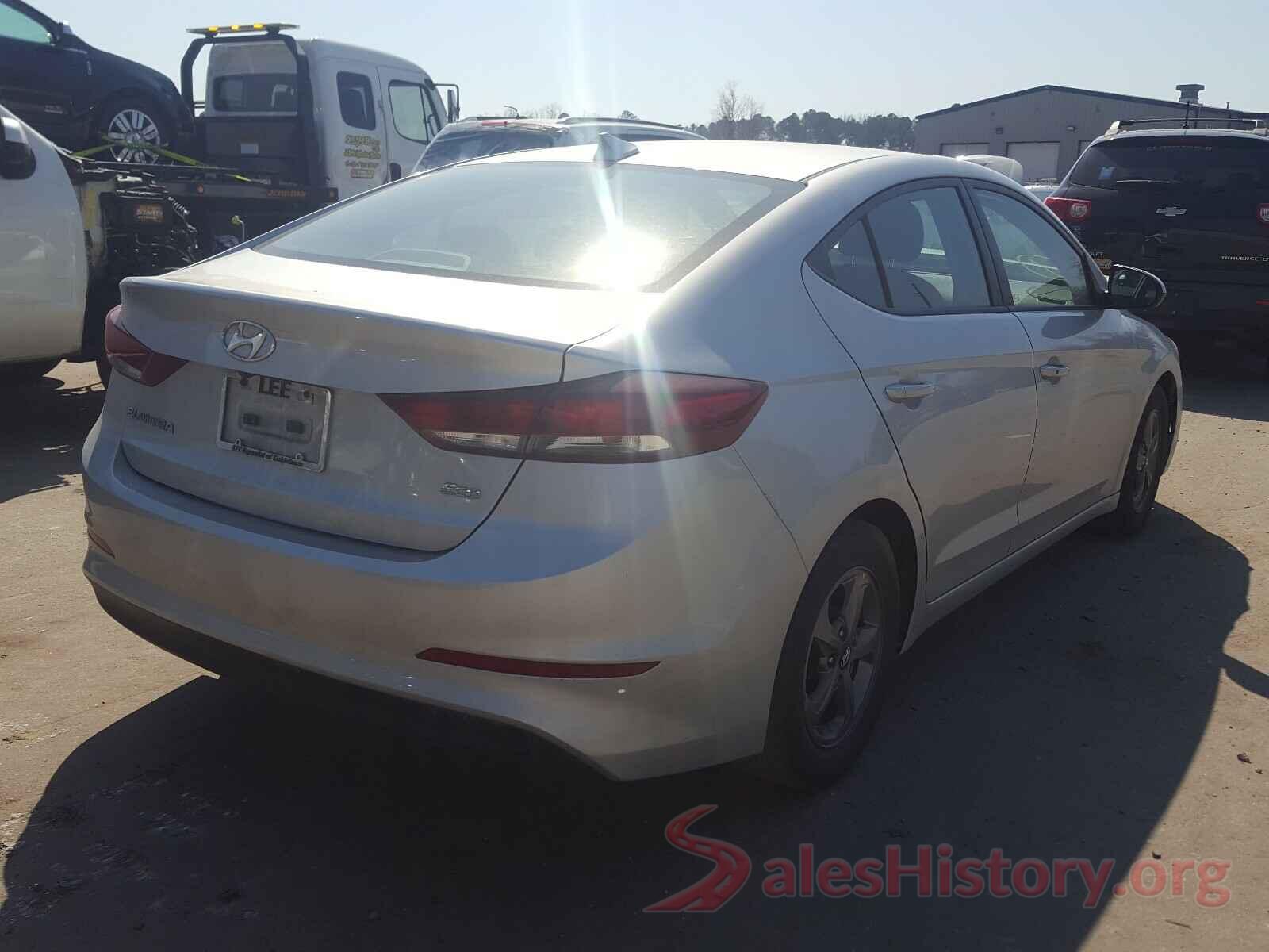 5NPD94LA4JH359956 2018 HYUNDAI ELANTRA