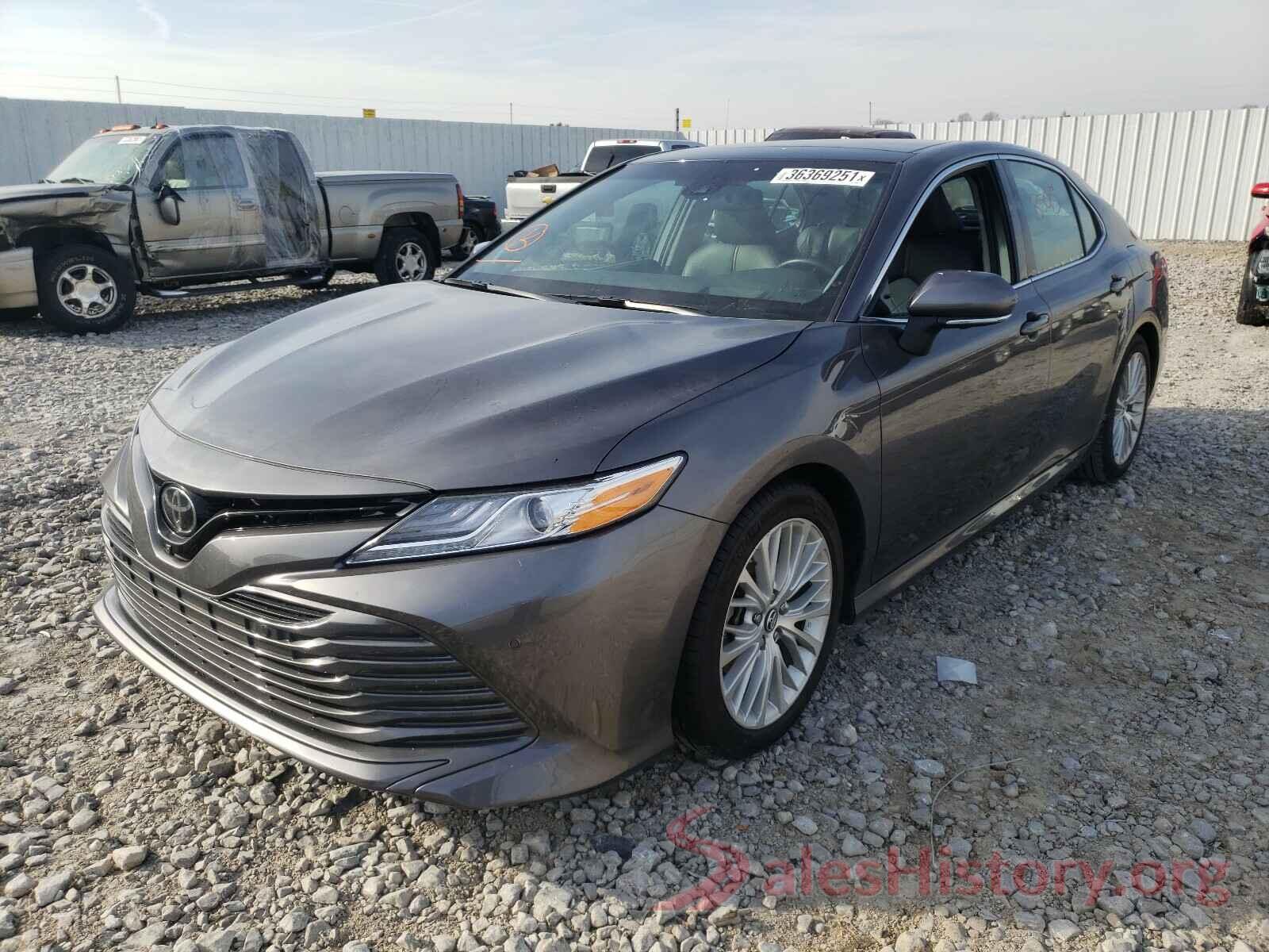 4T1BZ1HKXJU009482 2018 TOYOTA CAMRY