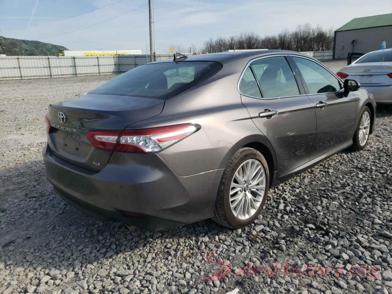 4T1BZ1HKXJU009482 2018 TOYOTA CAMRY