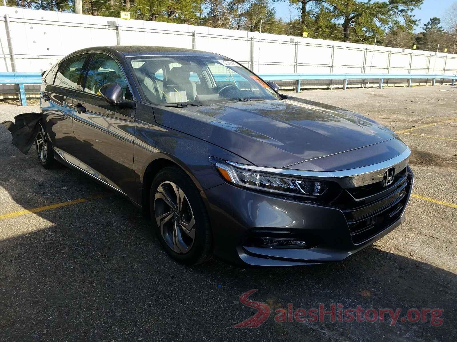 1HGCV2F5XJA010853 2018 HONDA ACCORD